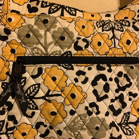 Vera Bradley Crossbody Bag - Picture 4 of 5